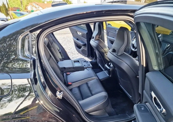 Volvo S60 cena 168900 przebieg: 20600, rok produkcji 2021 z Tykocin małe 667